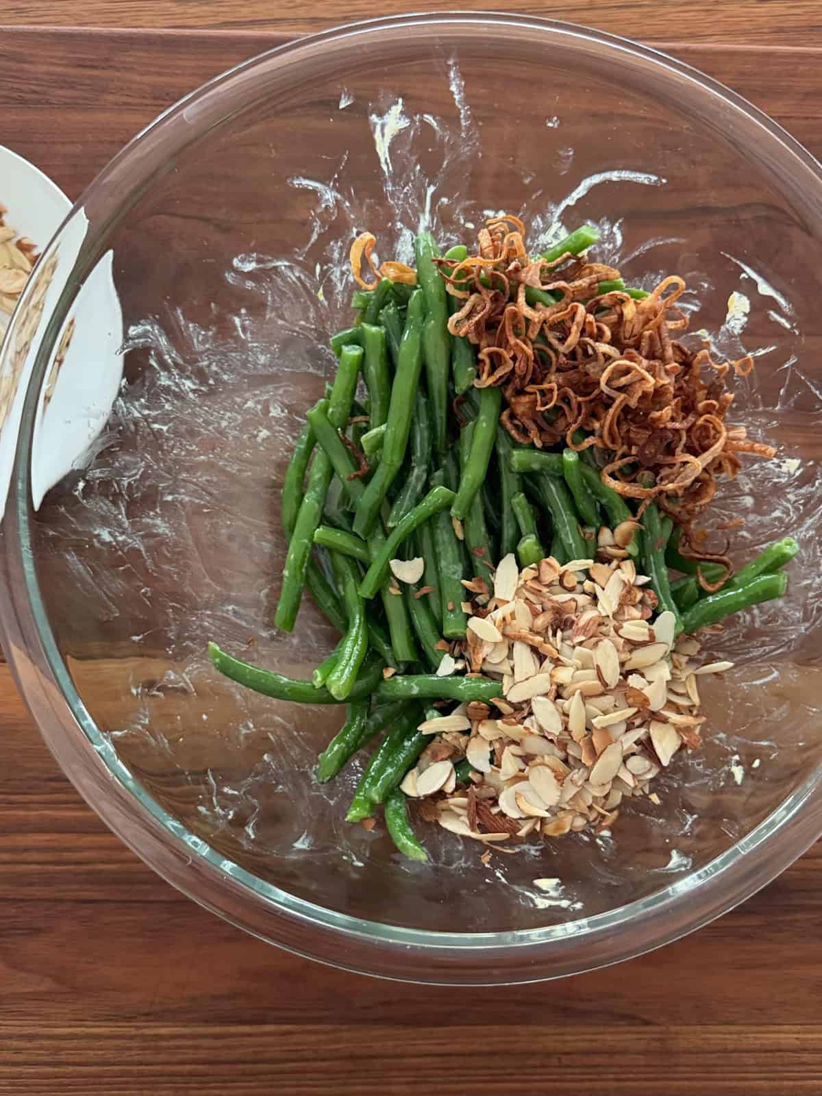 Green beans, shallots and almonds.